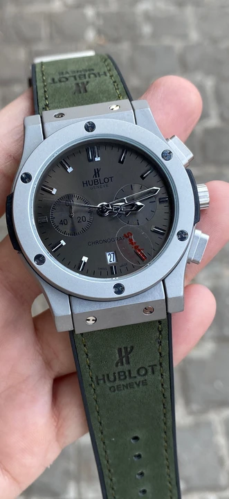 Factory Store Images of Watch_Seller.ahm