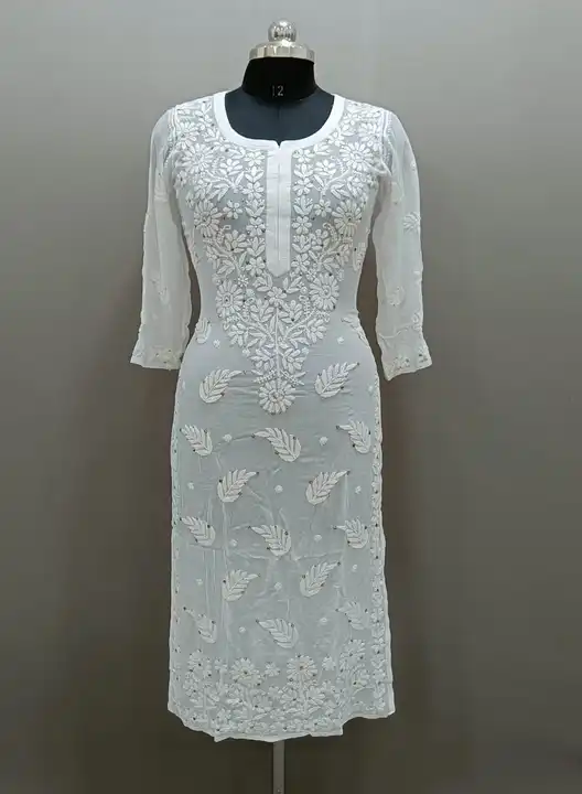 Kurti 
Fabric- viscose 
Size 38 to 46
Length- 48
Dyble colours 
Base white 
Ghaas pathi work.  uploaded by Msk chikan udyog on 1/26/2024