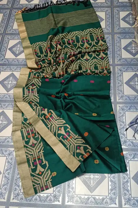 Product uploaded by Sujata saree cantre on 1/27/2024