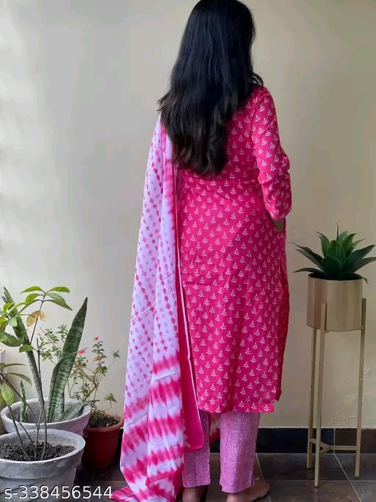 Catalog Name:*Chitrarekha Pretty Women Kurta Sets*
Kurta Fabric: Cotton Blend
Bottomwear Fabric: Cot uploaded by Mahadev collection on 1/28/2024
