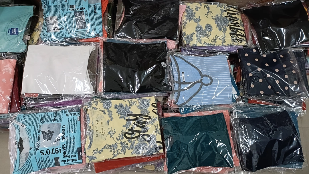 Wholesale t shirts max brand uploaded by business on 1/28/2024