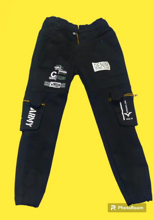 Black tiger cargo uploaded by Beauty flag jeans on 1/28/2024