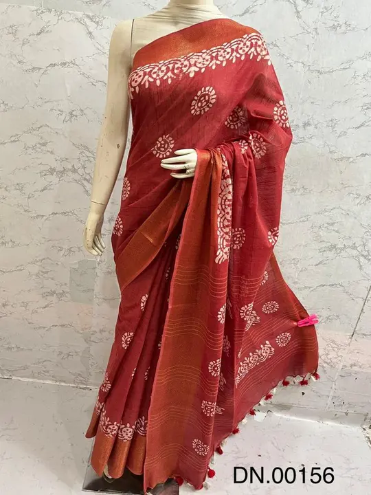 Sarees and suits  uploaded by Hindustan handloomfabs on 1/28/2024