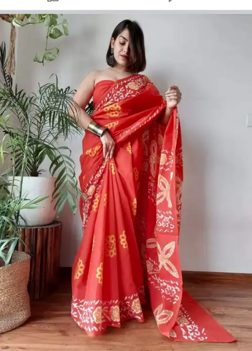 Sarees and suits  uploaded by Hindustan handloomfabs on 1/28/2024