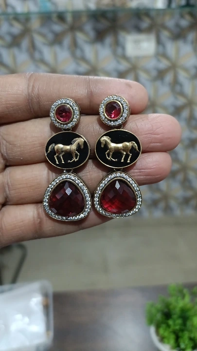 Sabesachi Earing jewellery uploaded by business on 2/3/2024