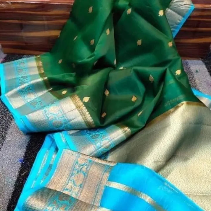 Traditional Handloom Banarsi Dayble Kora orgnza  Saree Allower Boday Desayin Best Qultay Beutiful Co uploaded by business on 2/4/2024