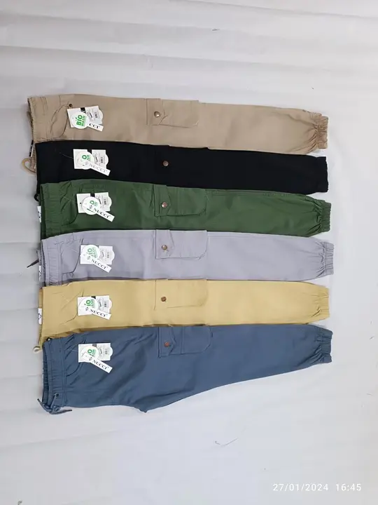 Post image Nucci 6 pkt joggers 
Size 30 32 34 36 
Color 7 
Price 260/-
160 piece of bail