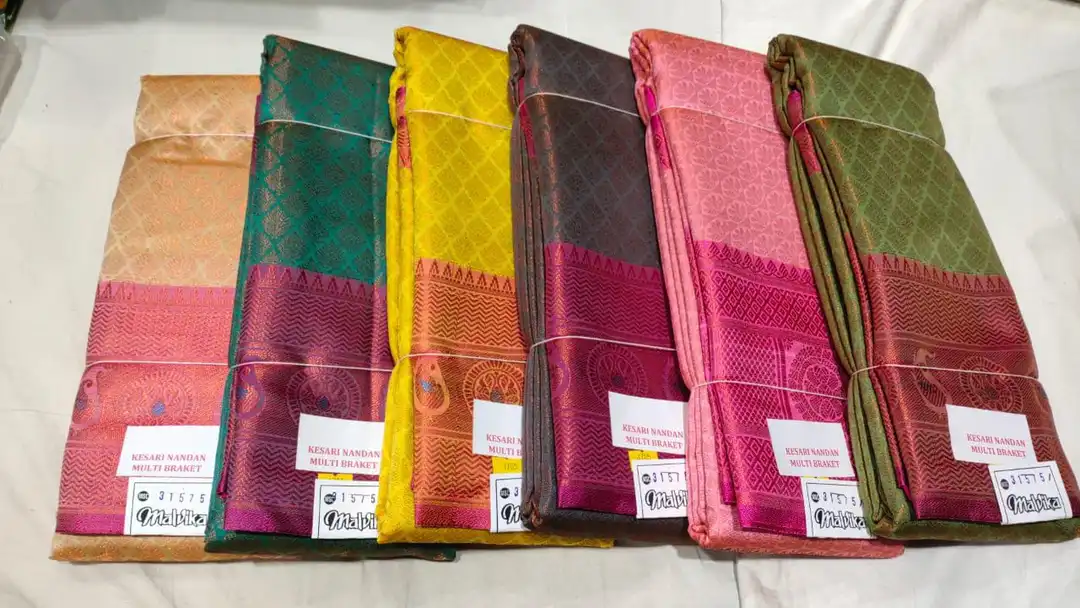 Product uploaded by Mukesh Saree Centre on 2/5/2024