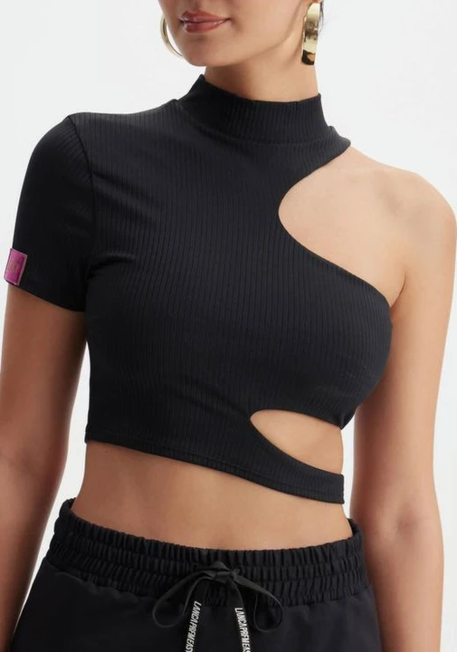 Crop top  uploaded by Xotec Shirt Manufacturer  on 2/7/2024