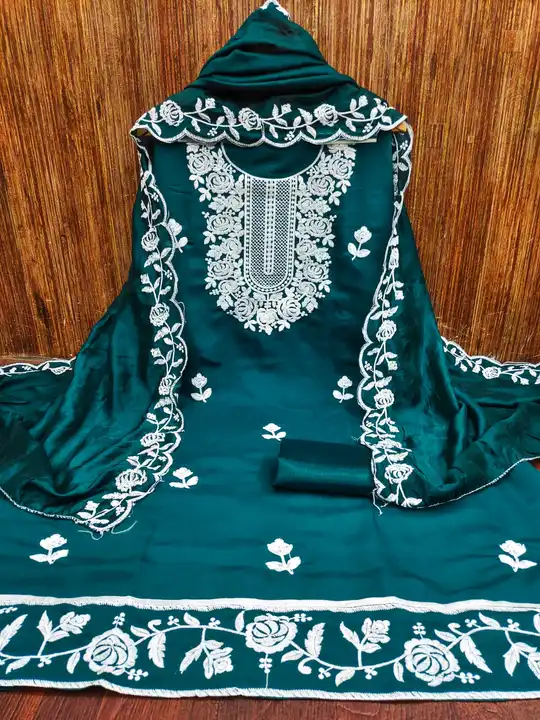 Product uploaded by Kesari Nandan Fashion saree and dress material on 2/10/2024