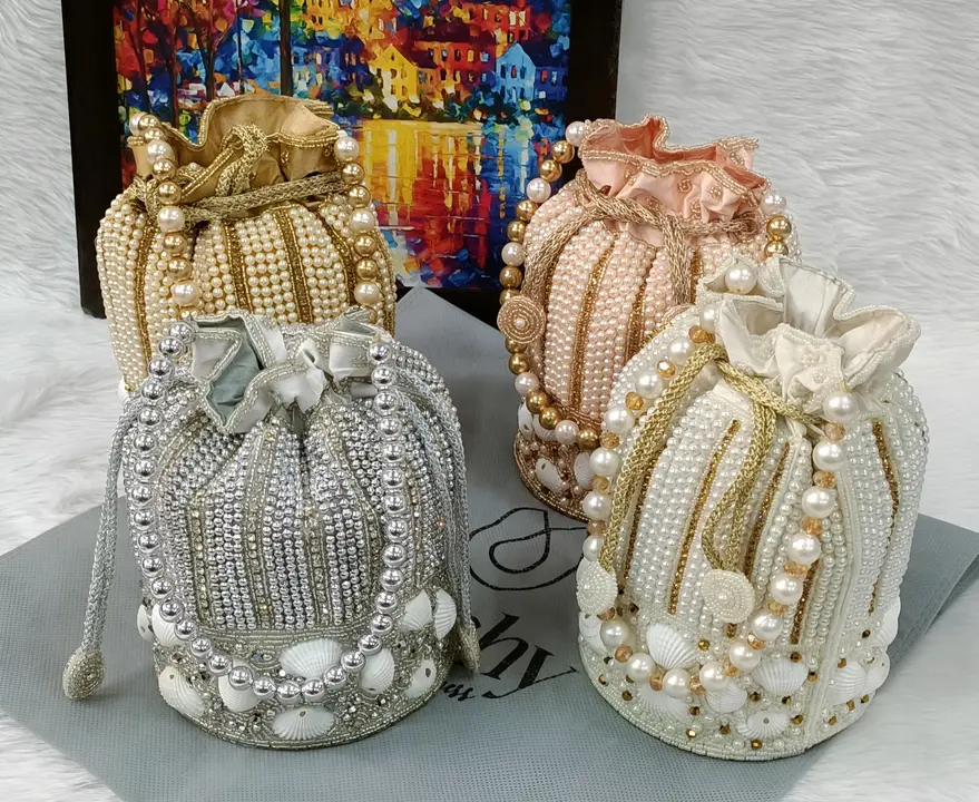 Product uploaded by Lady bags 9152639441 on 2/13/2024
