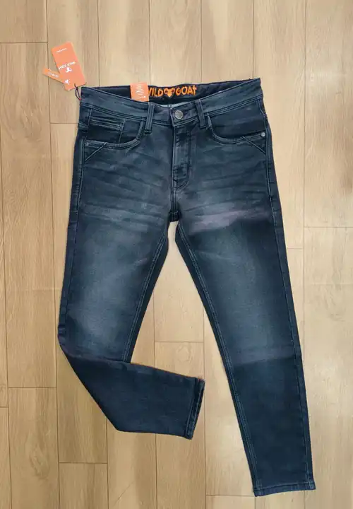 Men's jeans uploaded by ASHWA DESIGN on 2/13/2024
