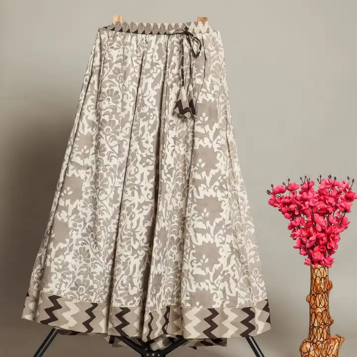 Cotton skirt uploaded by The print house  on 2/15/2024