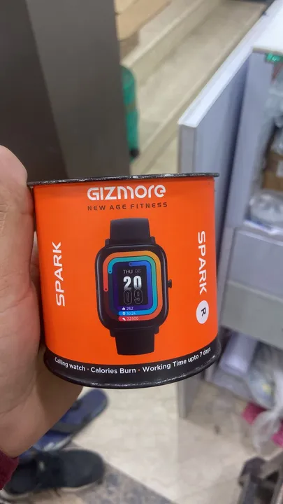 Gizmore smart watch available best price uploaded by Royal mobile on 2/17/2024