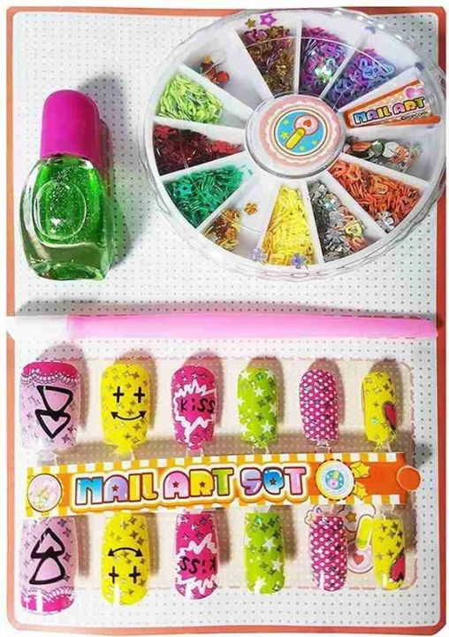 Nail art.... uploaded by Hypecart on 2/17/2024