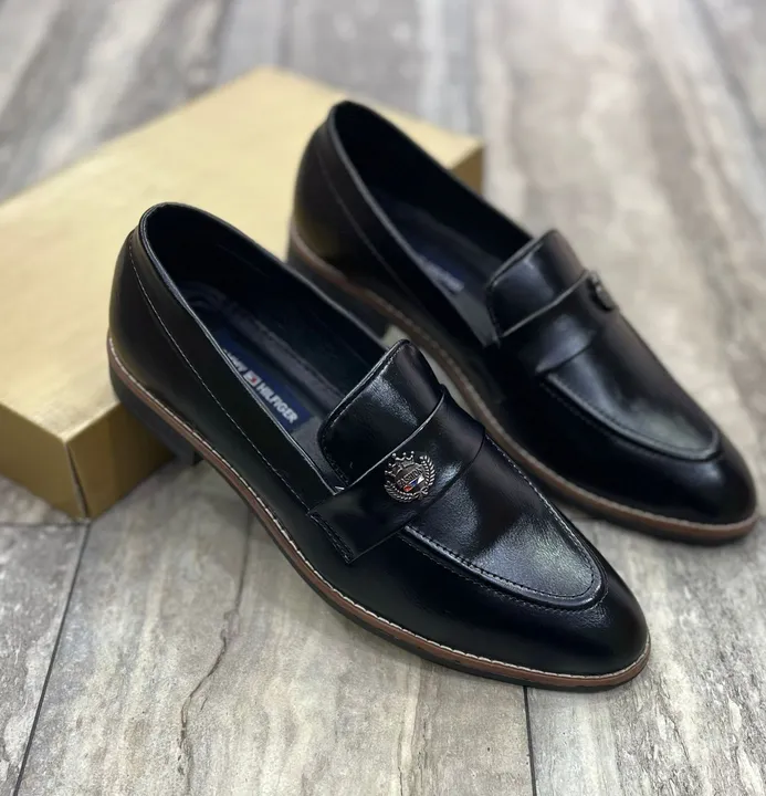 Product name: *Men's premium formals 🔥*

Sizes:*06,07,08,09,10
*Hurry up and grabs  uploaded by business on 2/17/2024
