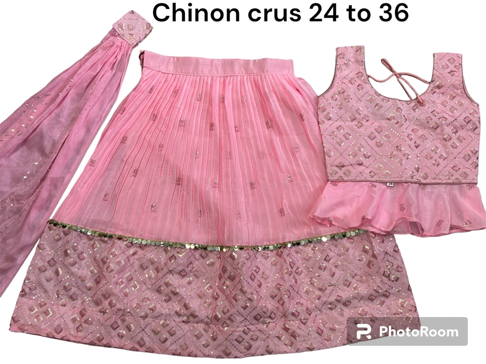 Chinon crus  uploaded by Sana creation on 2/17/2024