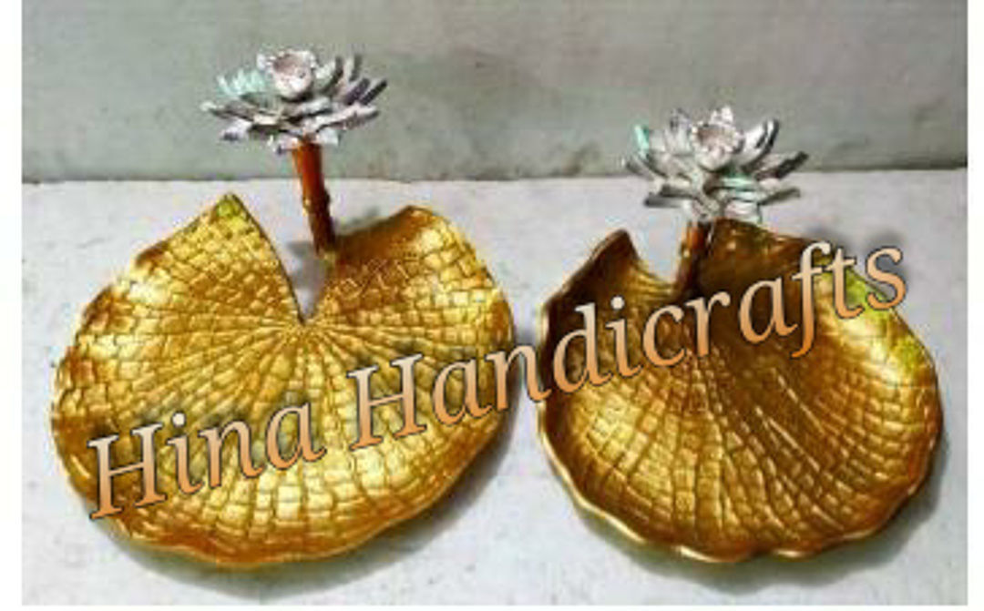 Platter flower uploaded by Hina Handicrafts on 7/18/2020