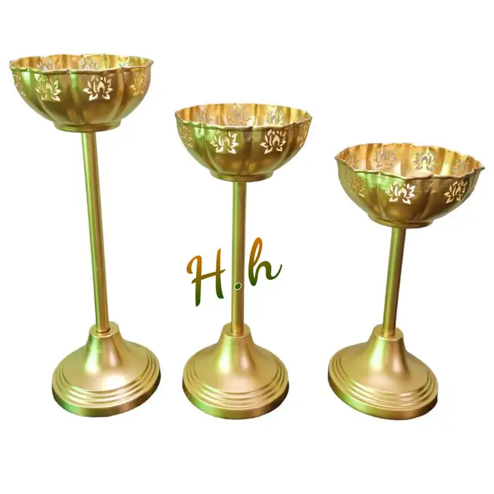 Decorative Beautiful Tealight holde Urli's Stand  Collection Available i 
i uploaded by Hina Handicrafts on 2/24/2024