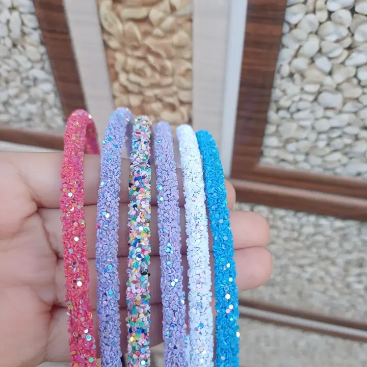 Korean crystal hairbands  uploaded by business on 2/24/2024