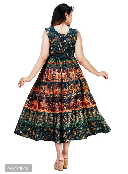 Women's Printed Cotton Gown

  uploaded by Sai Store  on 2/26/2024