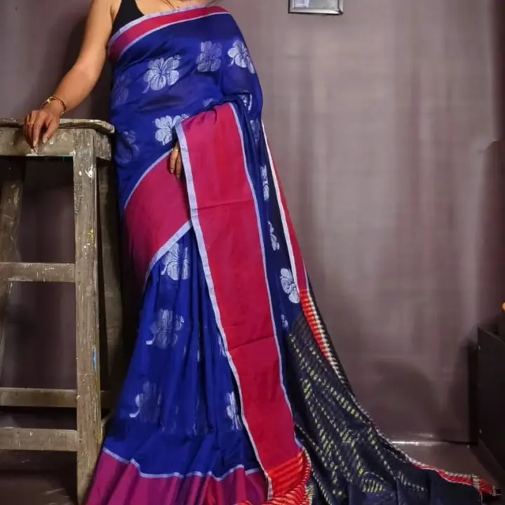 Handloom cotton flower saree uploaded by business on 2/27/2024
