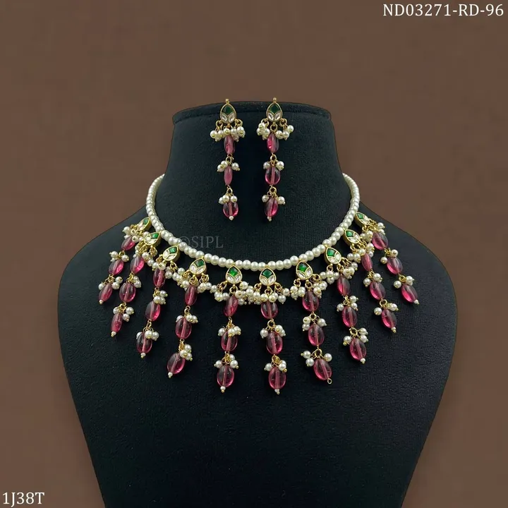 Kundan and pearl necklace uploaded by CULTURE on 3/8/2024