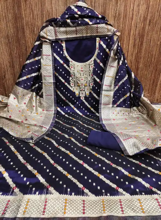 BANARASI JEQUARD uploaded by Kesari Nandan Fashion saree and dress material on 3/11/2024