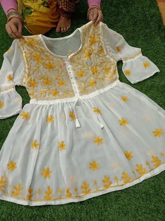 Product uploaded by AK Chikankari Center on 3/11/2024