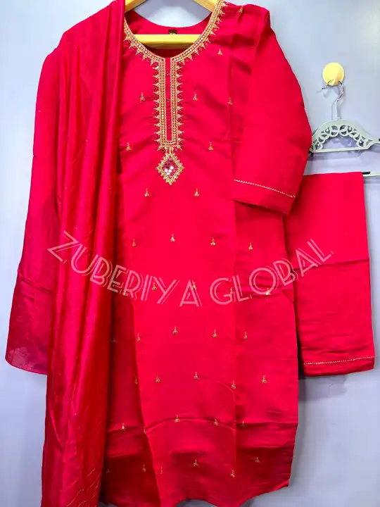 Heavy Designer 3 Piece Suit Organza  uploaded by Zuberiya Global on 3/13/2024