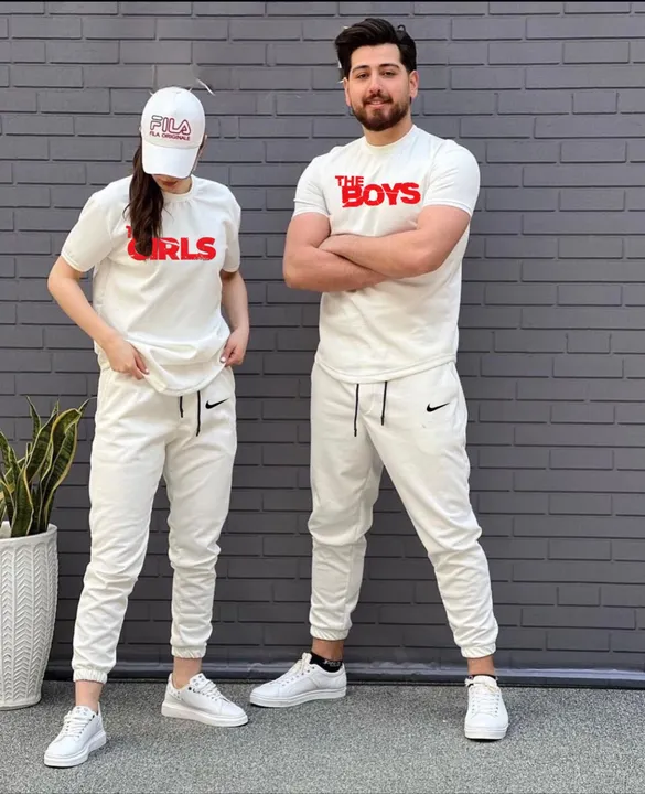 *Combo of 4 piece*
Couple track suit ️
 *_**_* 

 *_SIZES. :- M L XL XXL_* 

🧵🪢  *_FABRIC  uploaded by Wholesale shope on 3/16/2024