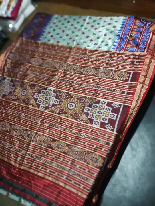 Nuapatana khandua Silk saree without blouse  uploaded by Quikcarts online services on 3/18/2024