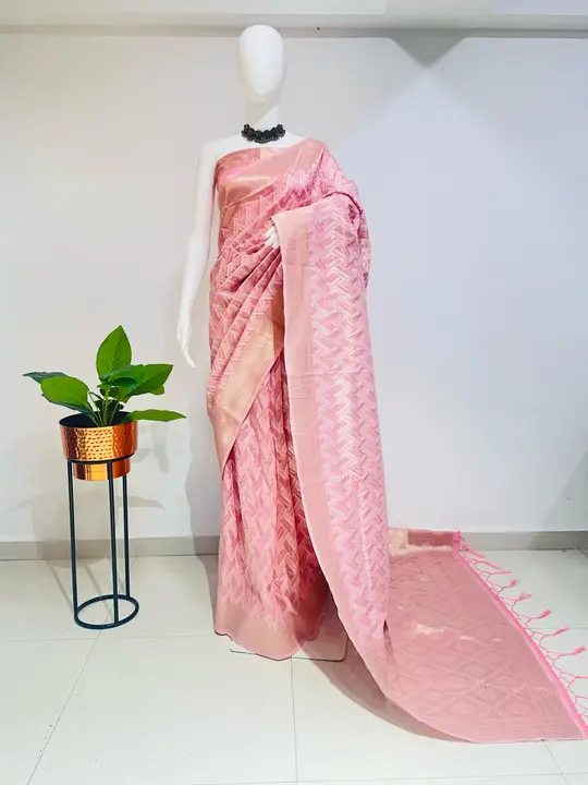 *madhuri*
Soft cotton silk woven saree  uploaded by business on 3/23/2024