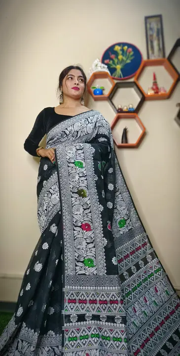 Product uploaded by Matri Saree Center on 3/23/2024