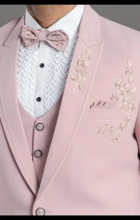 Pink 5 piece suit uploaded by business on 3/27/2024