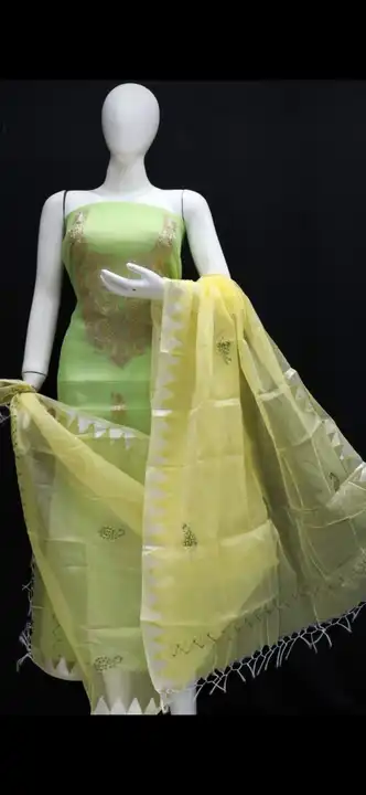 Product uploaded by Handloom fabric on 3/28/2024