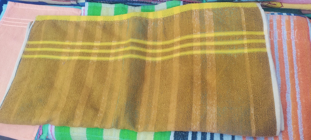 Bath towel  uploaded by Shivyogi Traders on 3/29/2024