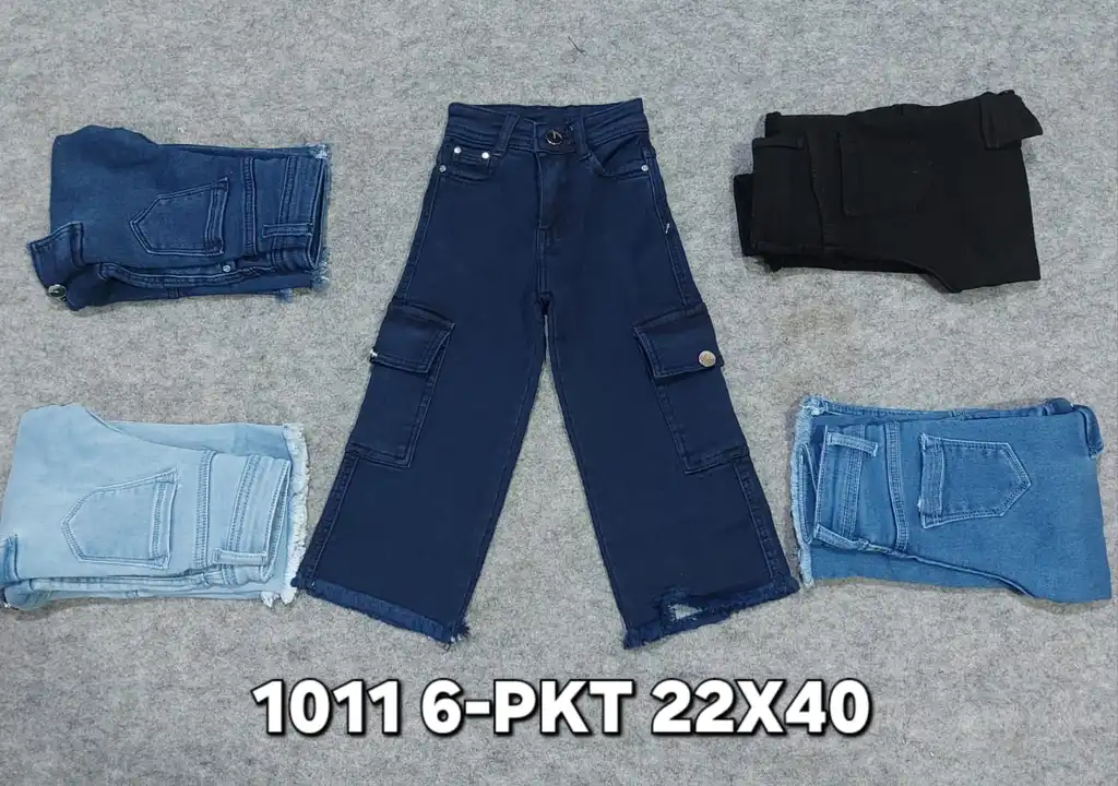 Cargo jeans 6pocket uploaded by Nice collection on 3/30/2024