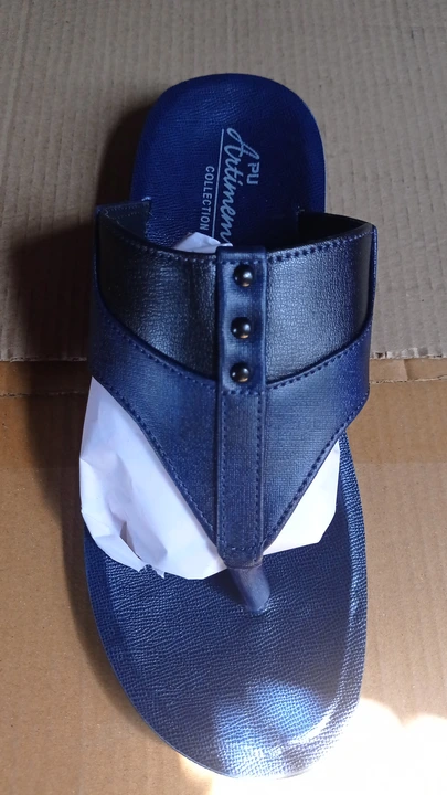 With box size 6x9  uploaded by Al fine footwear jajmau kanpur on 3/31/2024