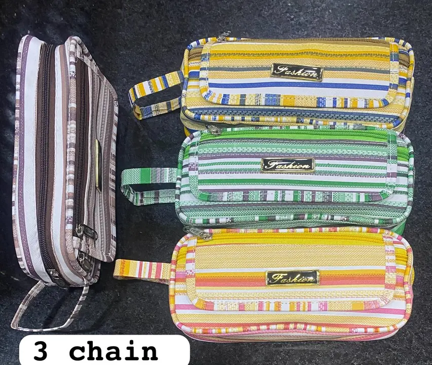 3 chain pouch  uploaded by business on 3/31/2024