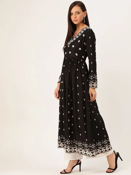 Ladies Rayon Anarkali kurti
Size- M,L,XL,XXL
Length-50inch+
Fabric- Rayon
Sleeves- full
 uploaded by Ganpati handicrafts  on 4/2/2024