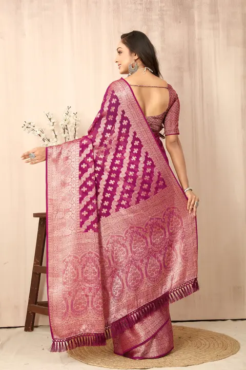 Saree  uploaded by Happy thoughts group  on 4/3/2024