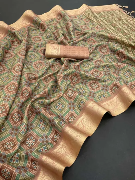 Post image Pure Kanjivaram zari Silk Quality 
Top trusted Fabric
Rich Flower and geomatrical prints blend 
🥳Price-1275+$🥳