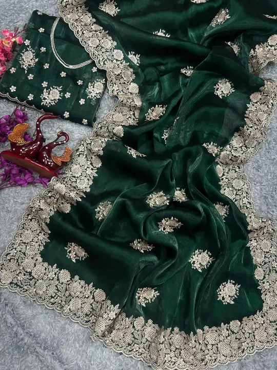 Post image *👇 PRODUCT DETAILS 👇*

*⭕SAREE FAB. :* Berberry silk
*⭕ WORK :* Beautiful Gold zari Embroidery work 
*⭕ BLOUSE*- Berberry silk with embroidery work (UN-STITCHED BLOUSE)

🤷‍♂️ Only @ RS.1499➕💲/-

*😍Be an enthralling beauty of the evening by adorning this stunning embroidered saree and blouse.*

*💃BOOK YOUR ORDER FAST💃*