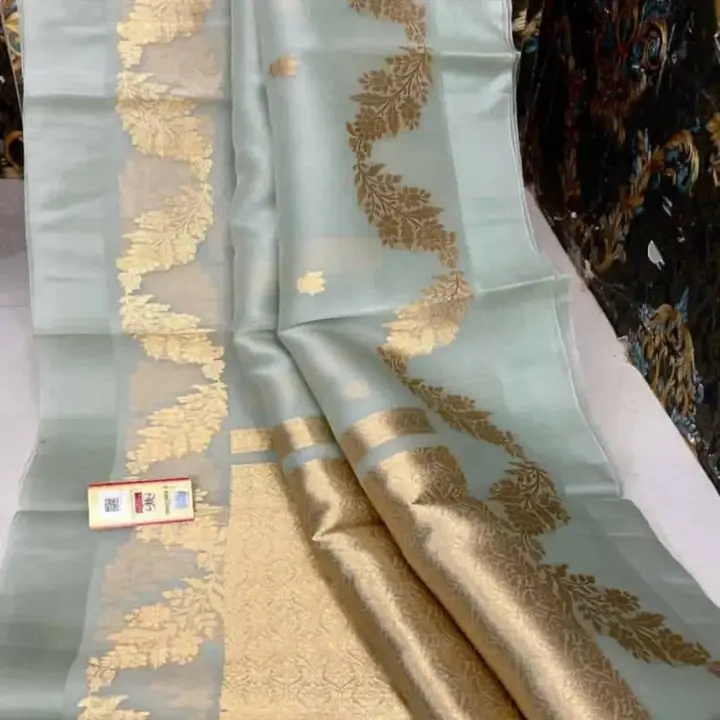 Banarasi daeyble silk saree  uploaded by Zainab fashion on 4/10/2024