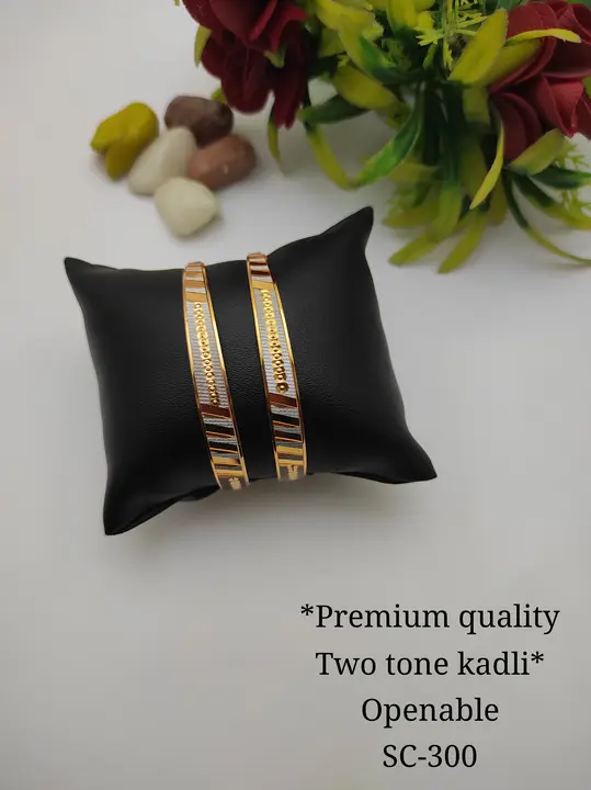 Beautiful Two Ton Kadli for women uploaded by business on 4/16/2024