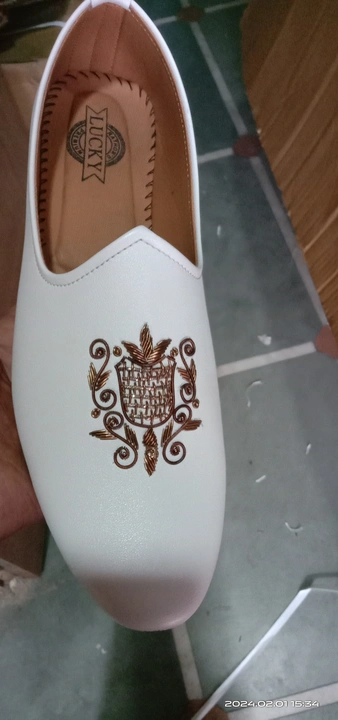 Product uploaded by Shyam foot wear co on 4/16/2024