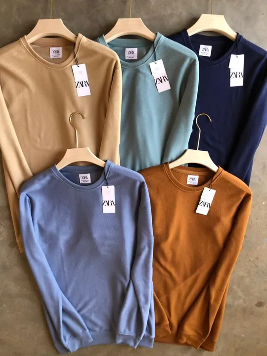 Post image New arrivals 

Mens Very Premium Designer cotton Big size full sleeves T-shirts
 
Brand : Zara.
Premium imported Spun cotton zig zag knit 250gsm superb silky soft hand feel fabrics
Ratio= 222
Size=2Xl: 3xl: 4xl 
Colours = 5
Moq = 36pcs
Price= 326

# Plus size Tshirts.
# Showroom quality guaranteed 💯
# Scannable wash care 
# Zara original brand Trims and accessories used.
# single piece master poly packing.