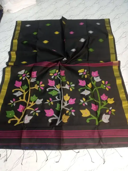 Product uploaded by Maa Kali Sharee Center on 4/20/2024