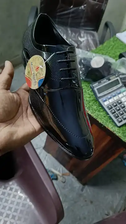 Product uploaded by Pragya Footwears on 4/20/2024